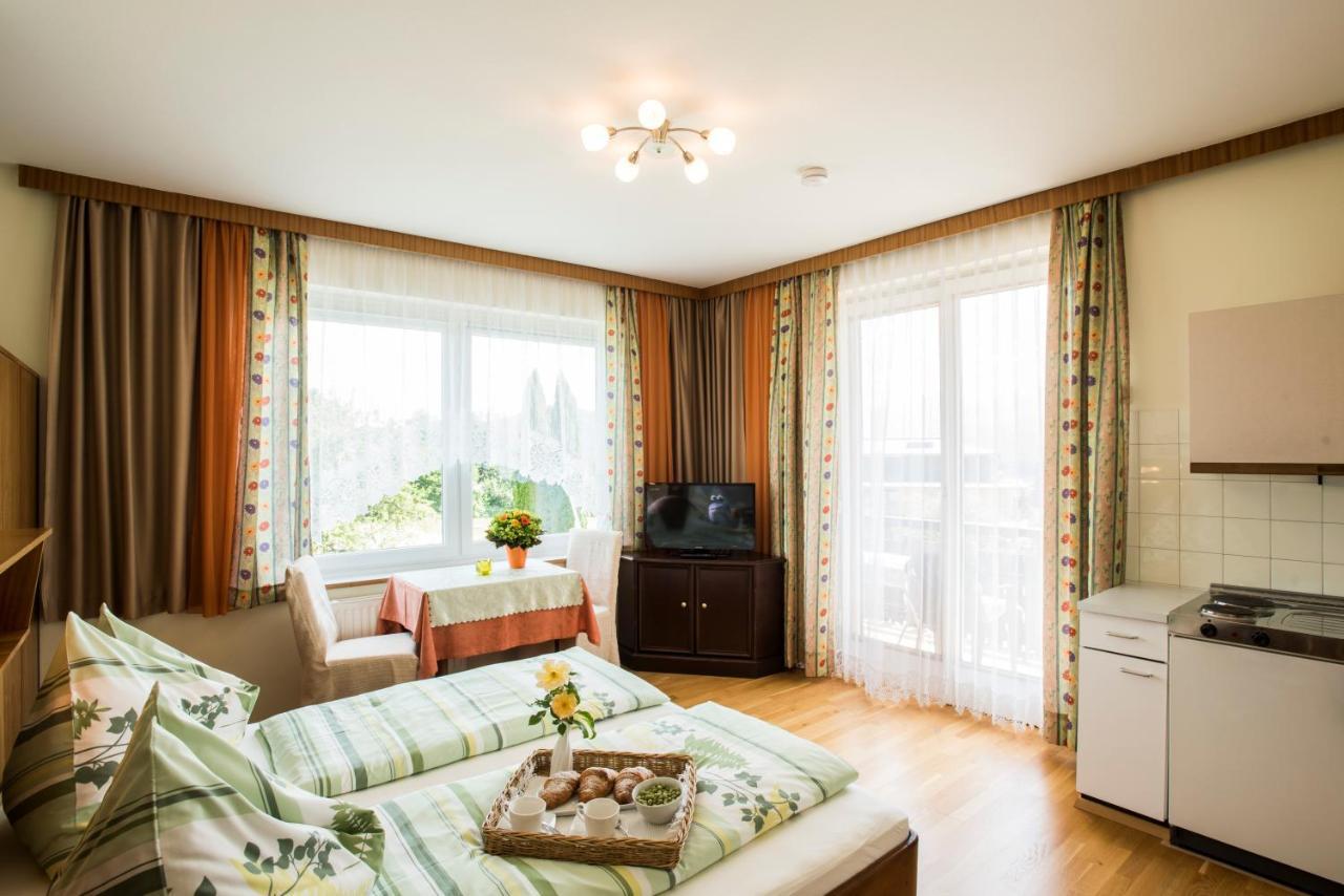 Апартаменты Gaestehaus Karawankenblick Дроболлах-ам-Фаакер-Зее Экстерьер фото